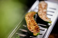 Gassgrill med 4 brennere og bakbrenner – Grillexpert