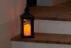 Lykt med LED kubbelys